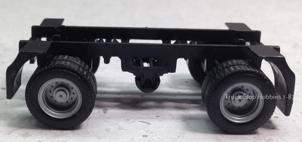 HO 1:87 Promotex X-10231 - 3-Axle Trailer Chassis Only