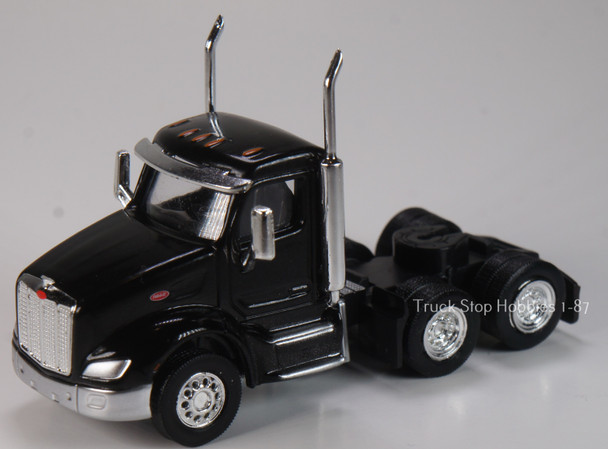 HO 1:87 TSH # 534 Peterbilt 579 Day Cab Tandem Axle Tractor - Black