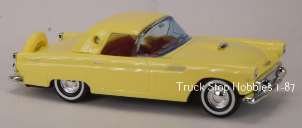 HO 1:87 Busch # 45220 Ford Thunderbird Coupe - Pastel Yellow