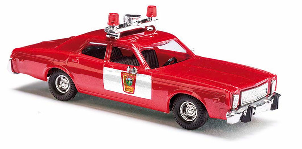 HO 1:87 Busch # 46655 Plymouth Fury Sedan 1976 Minnesota State Patrol Red/White