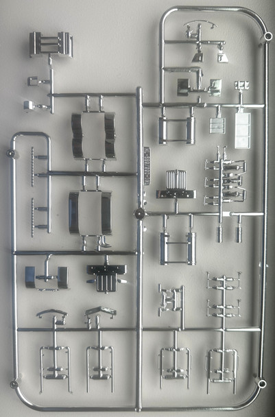 HO 1:87 HL-18750 Custom Detail Parts Sprue for new HL 589/990 Tractors