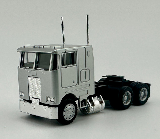 HO 1:87 Promotex 25246 Peterbilt COE Tandem Axle - SILVER