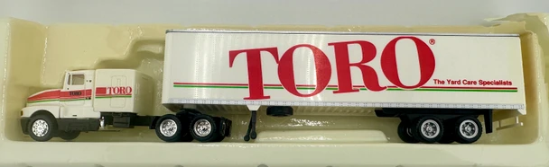 HO 1:87 Promotex Kenworth T600 SC  w/45' Day Van Trailer - TORO