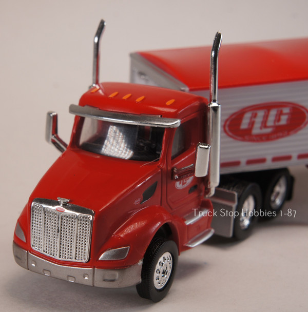 HO 1:87 TNS 076 Peterbilt 579 DC w/39' Grain Trailer - ALG Farmers Feed