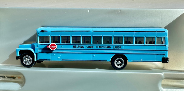 HO 1:87 Herpa 140508 International BUS - HELPING HANDS LABOR