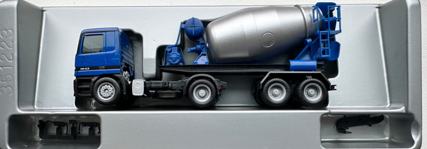 HO 1:87 Herpa 145558 Mercedes Actros w/2-Axle Cement Mixer Trailer - BLUE/SILVER