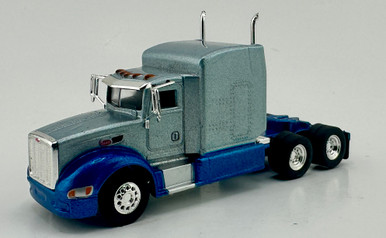 HO 1:87 TNS 1159 Peterbilt 386 Tractor - METALLIC BLUE 2-TONE