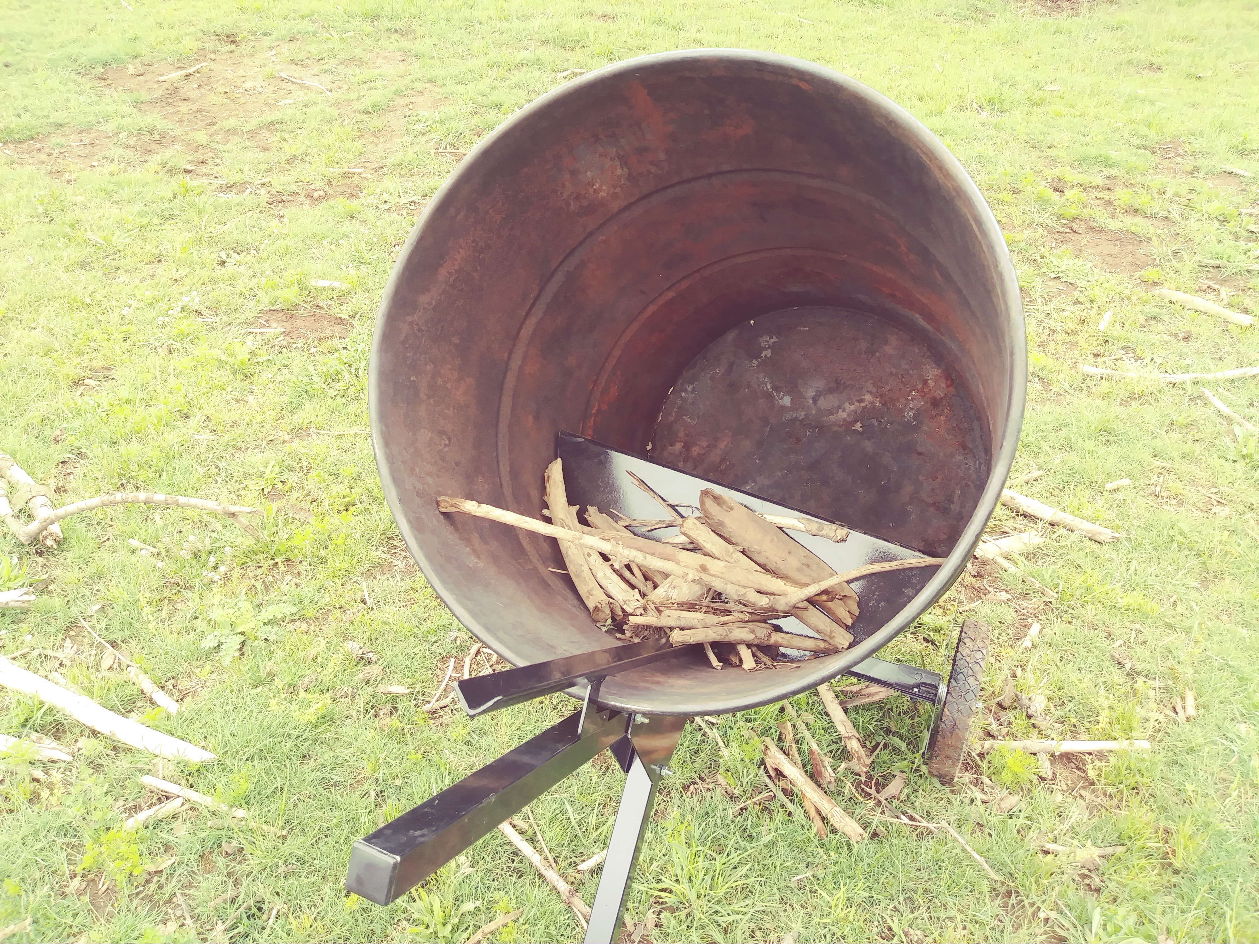 Charcoal maker