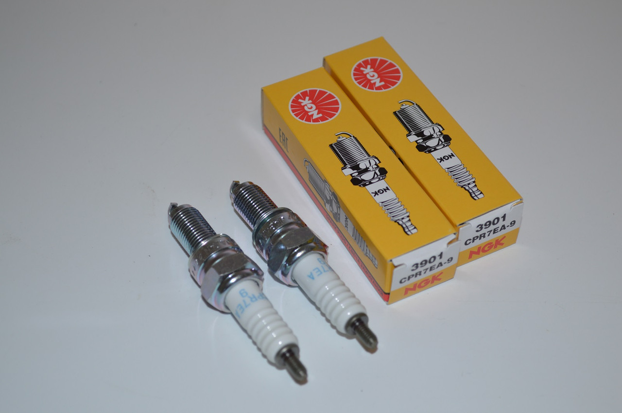 Kawasaki Vulcan 900 | NGK Standard Spark Plug | CPR7EA-9 | 3901