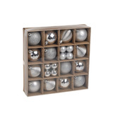 Silver Baubles Assorted Pack (5cm/2.5cm) (30 pieces) Silver Baubles Assorted Pack (5cm/2.5cm) (30 pieces)