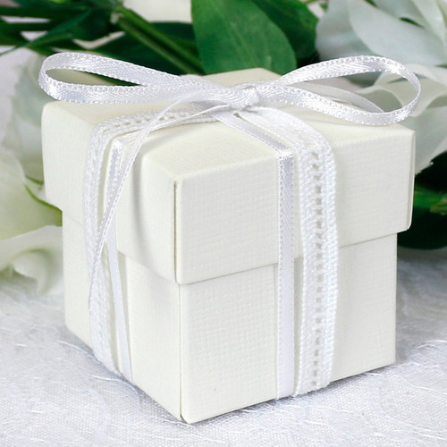 Off White Square Favour Box & Lid Off White Square Favour Box & Lid