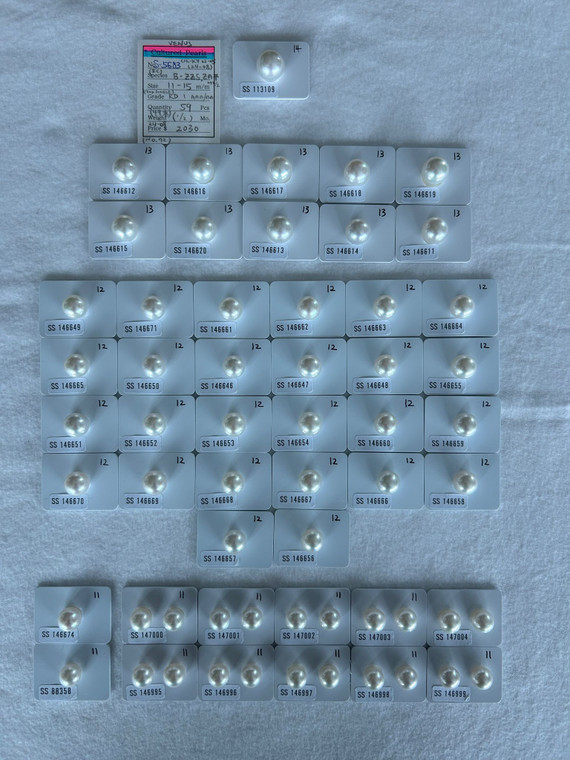 South Sea White - 11 - - 15mm - RD 1 AAA/AA (12UP = SINGLES) ( 1 / 2 ) - 49 CERTS - S-5683