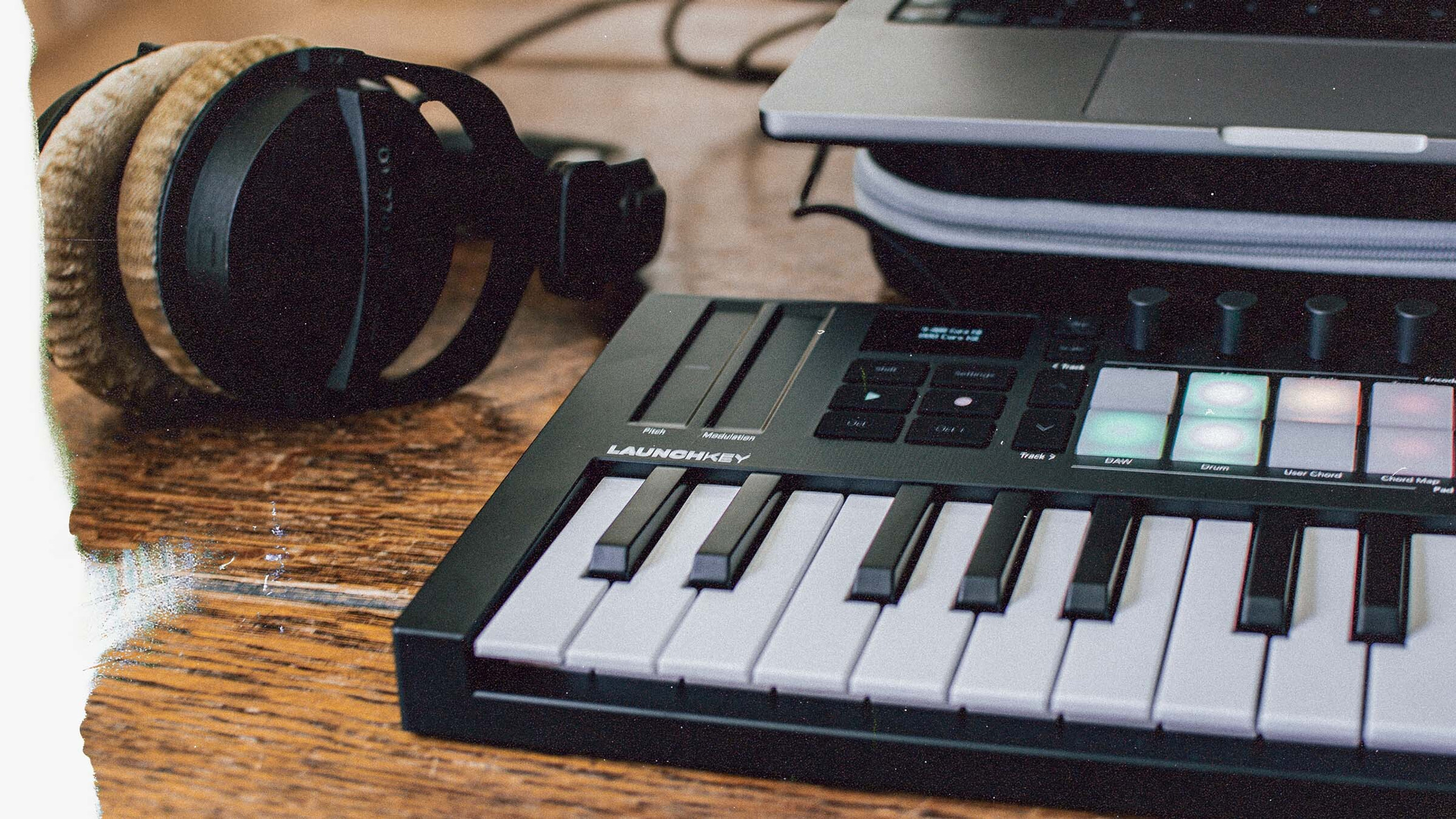 Launchkey Mini 25 MK4 | Novation