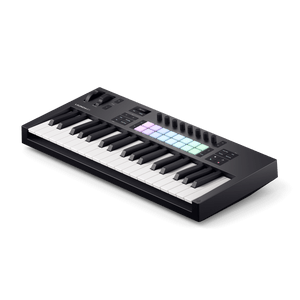 Novation Launchkey 37 [MK4] Right