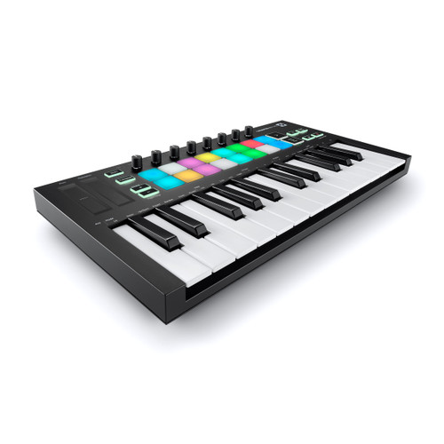 再入荷新品美品　レア　Novation novaⅡX (voice拡張品)ミドルモデル。 その他