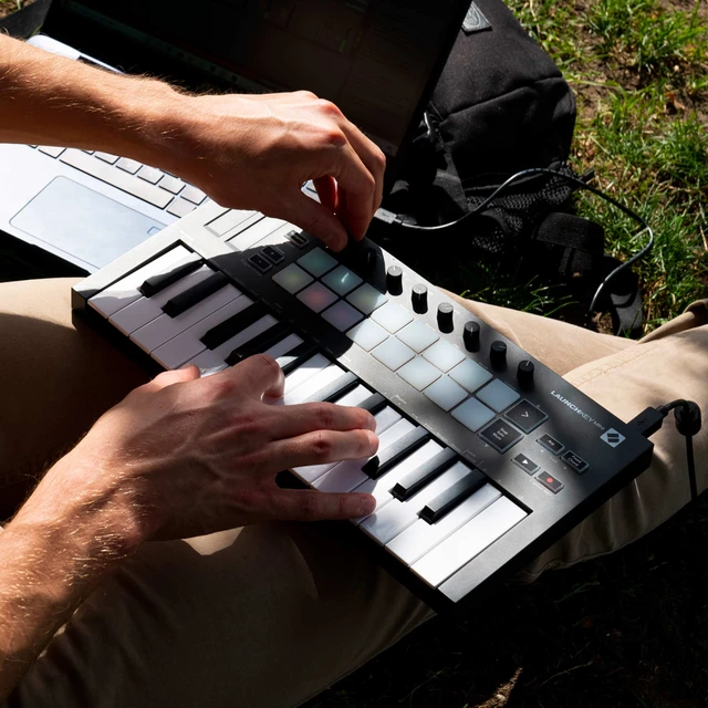 Launchkey Mini [MK3] | Novation