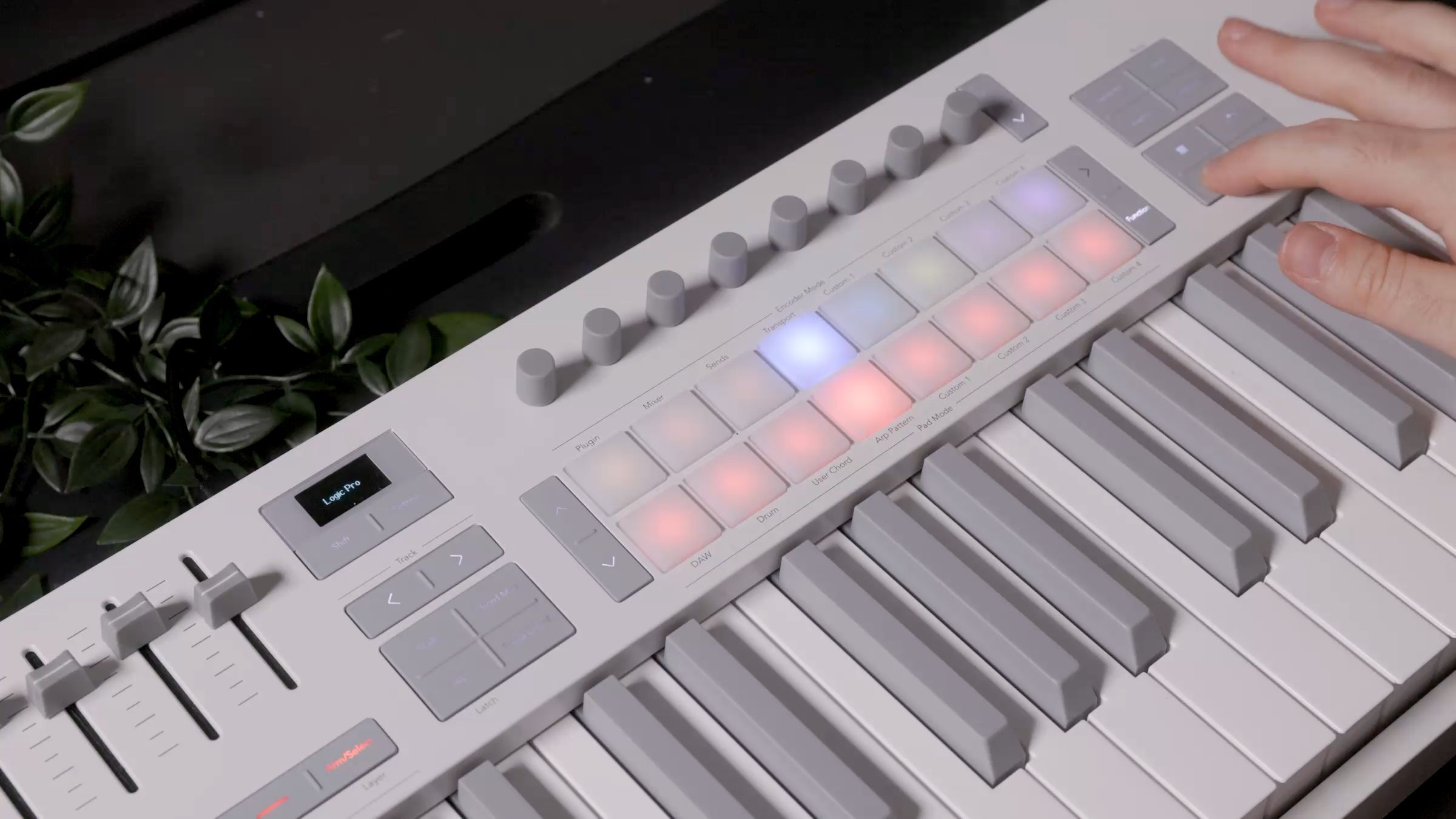 DTM・DAW novation LAUNCHKEY 61 Novation Launchkey 61 MK4 All-in-One DAW Keyboard Controller