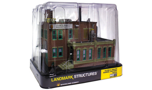 HO Clyde/Dale'S Barrel Fa Built-&-Ready Structure