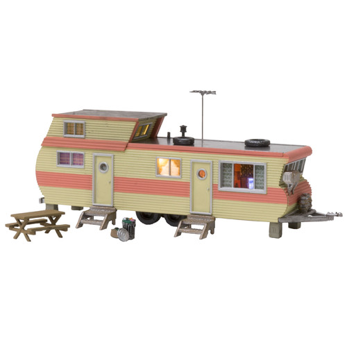HO Double Decker Trailer Built-&-Ready Structure