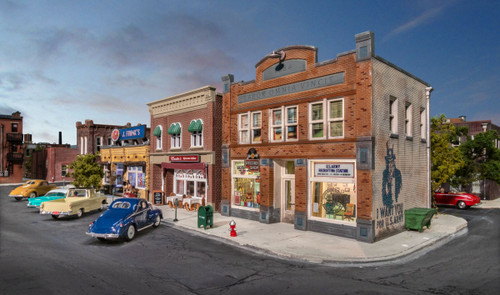 HO Records & Recruiting Built-&-Ready Structure