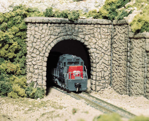 N Random Stone Single-Track Tunnel Portal
