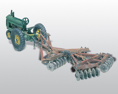 1938-46 John Deere Disc & Tractor HO Scale Scenic Details