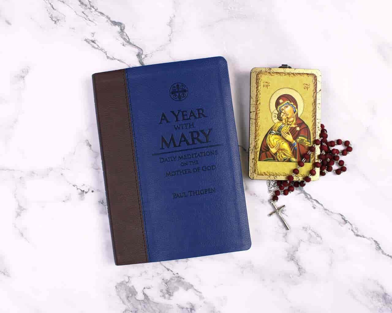 A Year with Mary cover