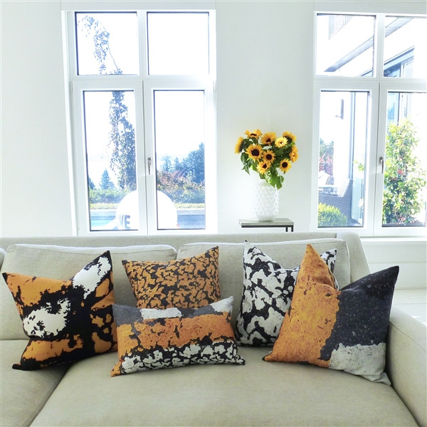 Metropolis New York Throw Pillow 19x19