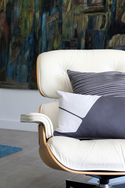 Boketto Throw Pillow in Charcoal Black