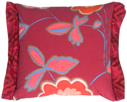magenta throw pillows