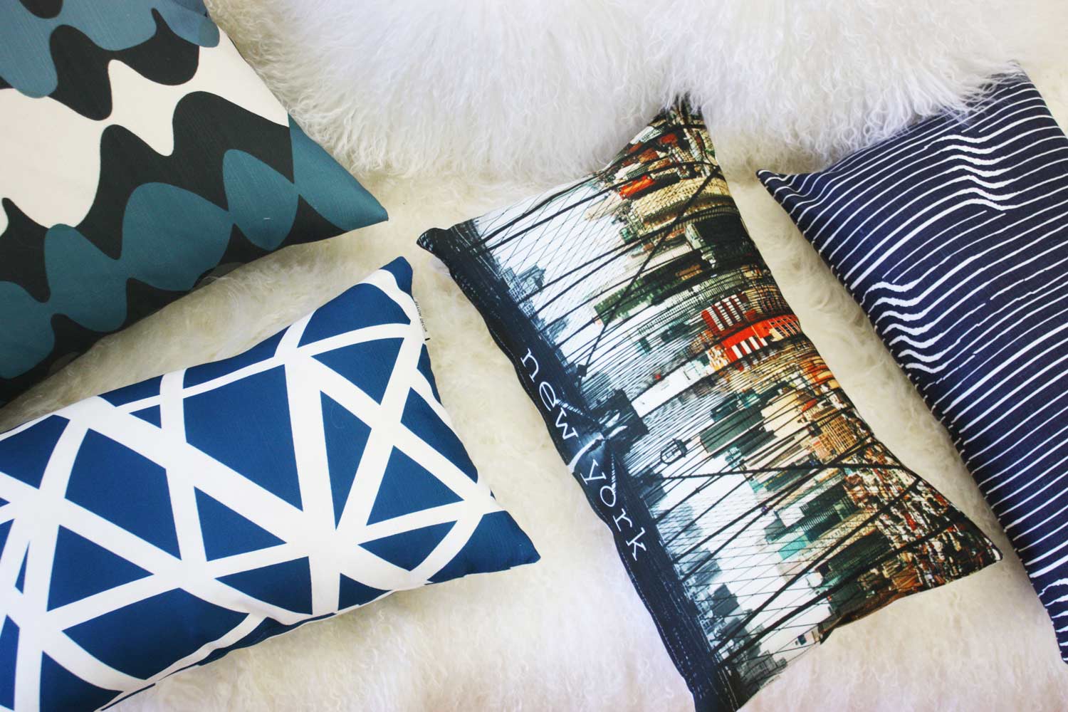 city-inspired new york pillow