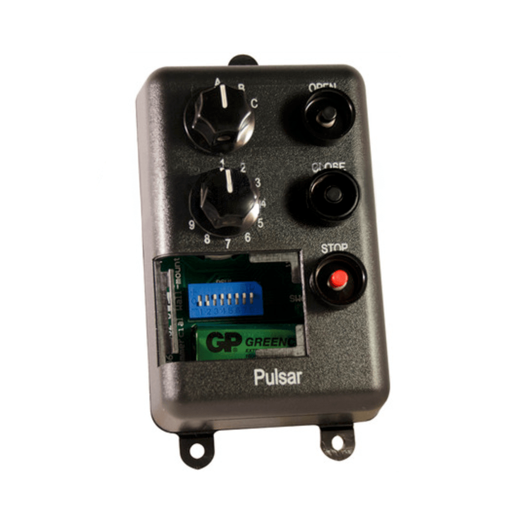 Pulsar 535T Gate & Garage Door Remote – 318 MHz