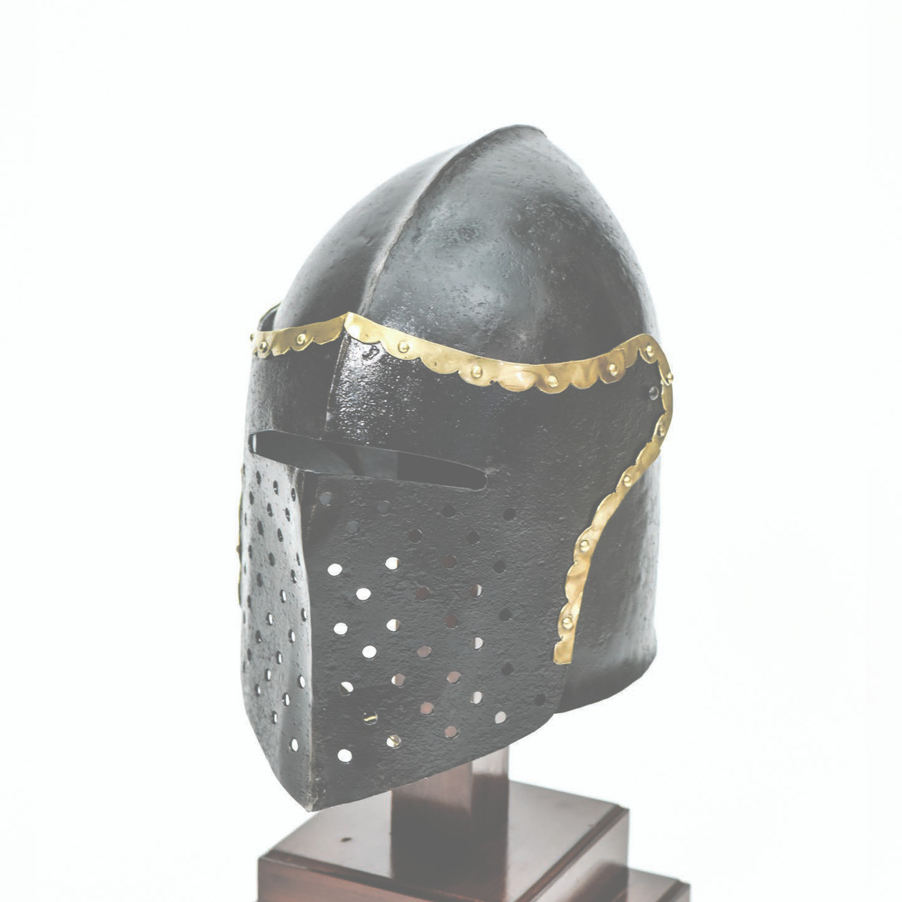 Armory Replicas ™ The Cursed Black Knight Functional Medieval