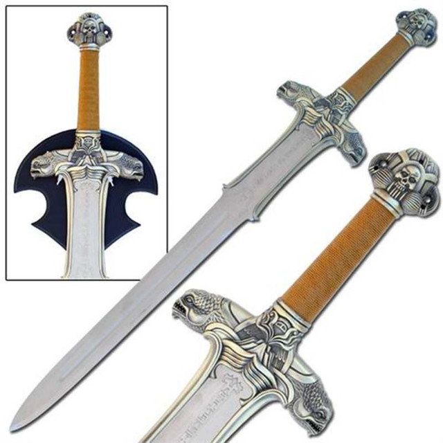 The Barbarian Antiqued Hero Sword The Barbarian Antiqued Hero Sword