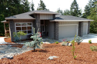 Prairie-style Hood River Accomodates a Sloped Lot 