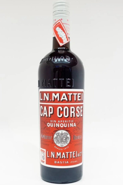 L.N. Mattei Cap Corse Quinquina Apéritif Rouge Corsica - Surdyk's