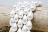 Shell Pearl White 16x25mm Drops