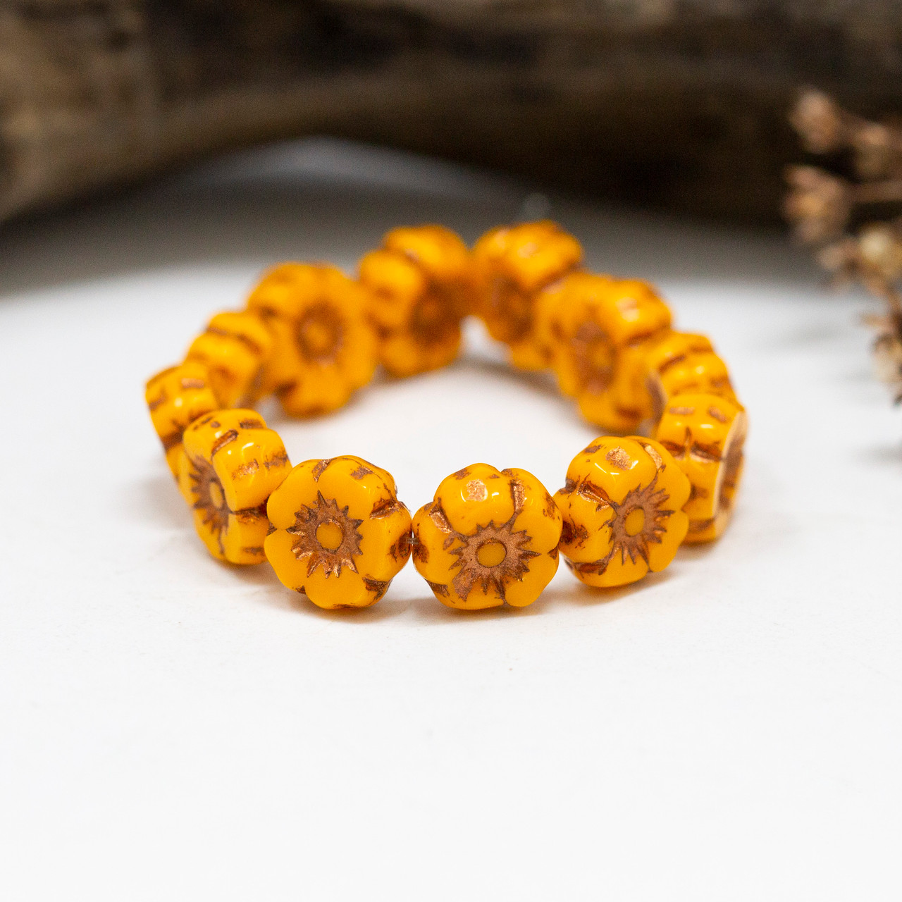 7mm Glass - Marigold Yellow Copper Wash