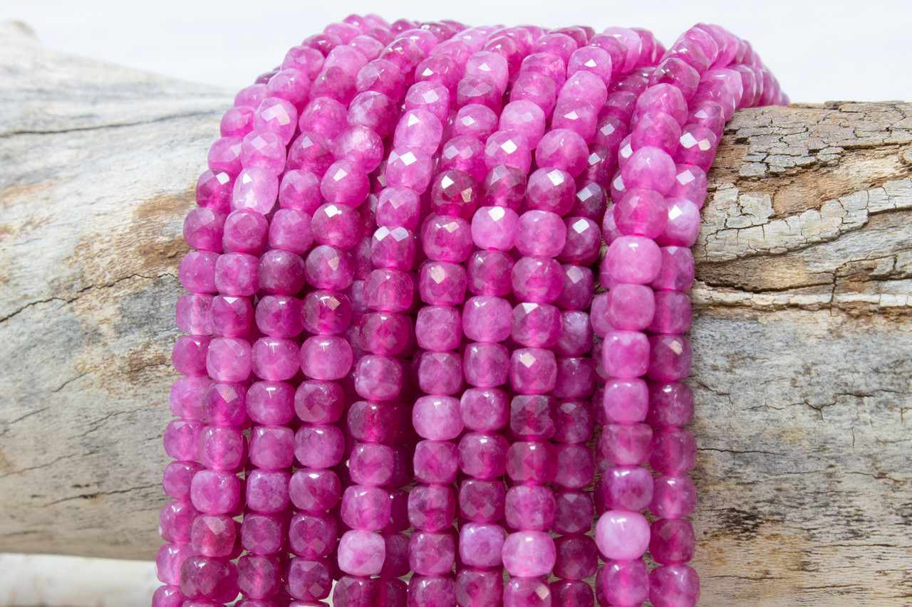 鑑別済 ダイヤモンド 原石 3連ビーズ トップ beads352 Dyed Fuchsia Quartz 5mm Faceted Cube