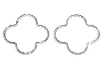 35mm Open Quatrefoil - Light Silver Plated