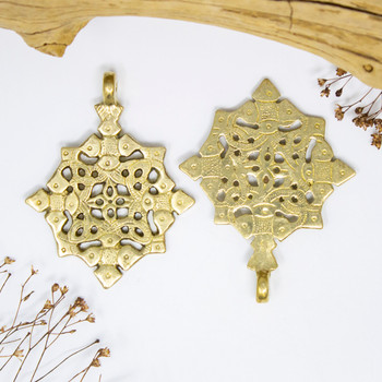 Gold Plated Indian Brass Fishes Lattice Pendant