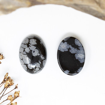 Snowflake Obsidian Polished 13x18mm Oval Cabochon