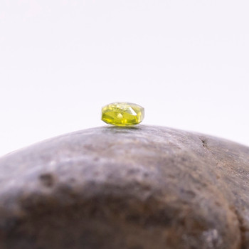 Peridot Polished 4-5mm Faceted Square Pillow