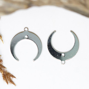 Silver Plated 19x18mm Horn / Crescent Moon Charm / Connector