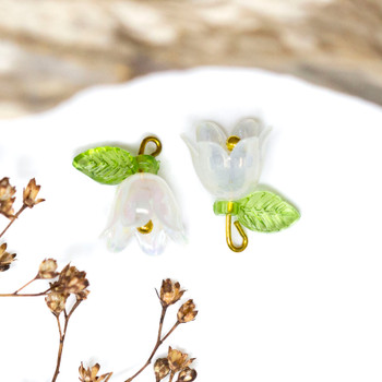 Bell Flower with Resin Leaf 14x10mm White AB