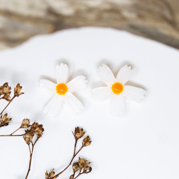 Natural Shell 14mm Flower Bead