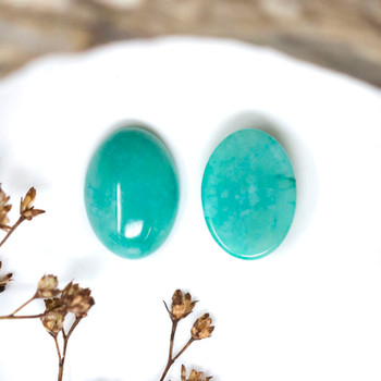 Dyed Turquoise Jade Polished 10x14mm Oval Cabochon