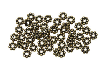 Gold Plated 4mm Daisy - 50 Pieces
