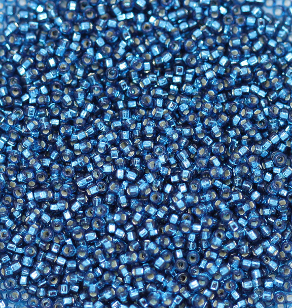 Size 15 Miyuki Seed Beads -- 1425 Dyed Blue Zircon / Silver Lined