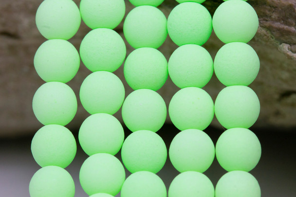 Czech Glass 6mm  Round -- Bondeli Lime